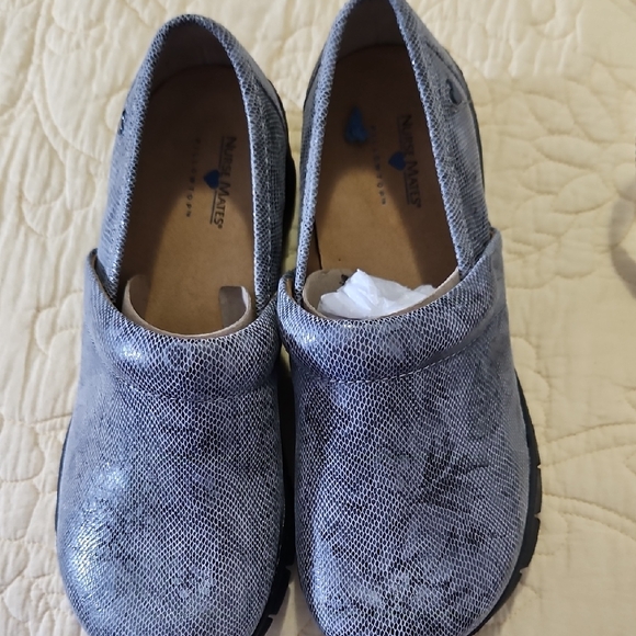 Nurse Mates Shoes - Nurse Mates Women's Blue Patterned Clogs